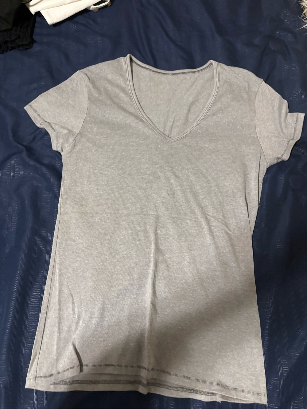 Classic Women's V-Neck Short Sleeve Tee - Light Gray